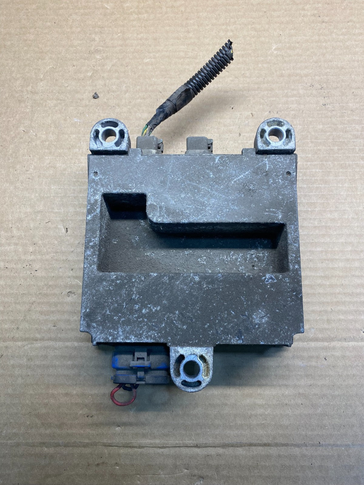 International Chassis Control Module 3559721C94 Pollak AF4099 DW1