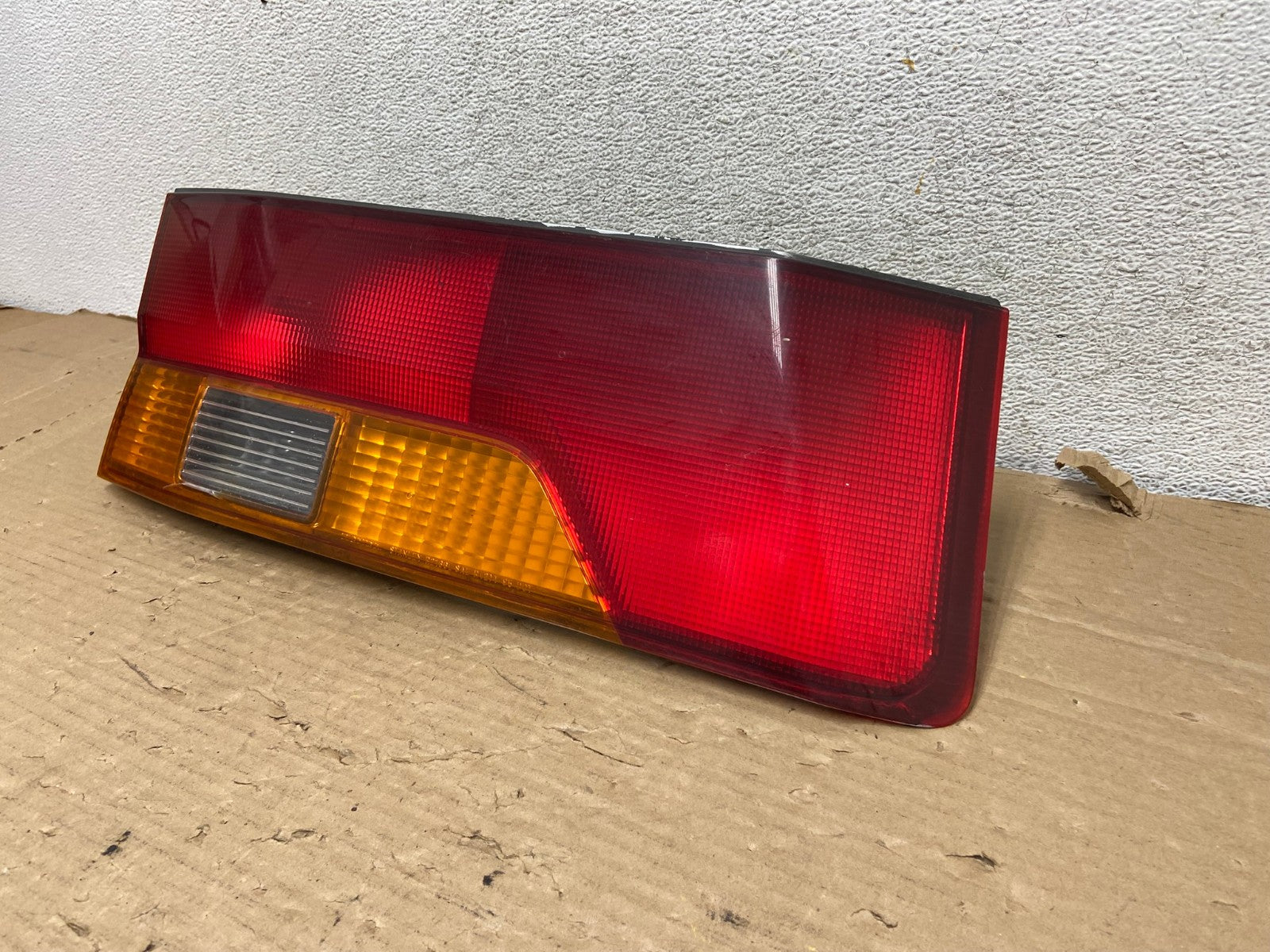2002 2003 2004 Honda Odyssey Left Driver LH Side Tail Light Inner AG8256 LK2