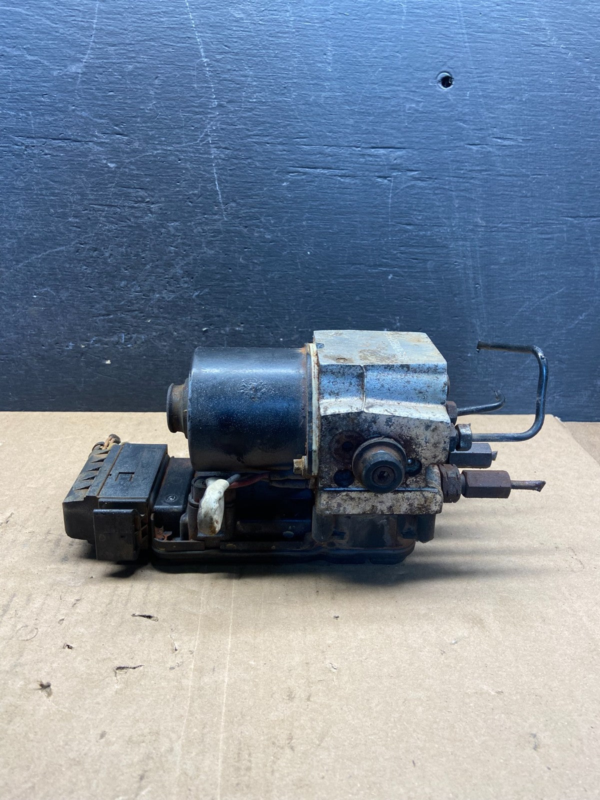 2003 2007 Ford E250 E350 Anti-Lock ABS Antilock Brake Pump af9342 DG2
