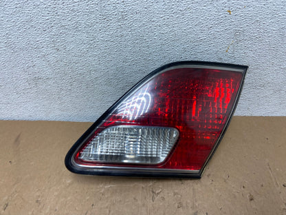 2002 2003 2004 Lexus Es300 Es330 Right Passenger Inner Tail Light AD8113 LK0