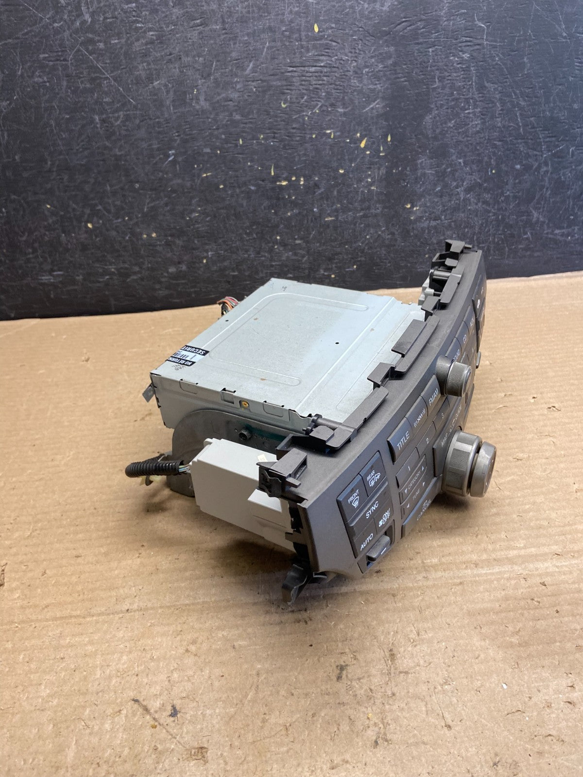 2013 - 2015 Honda Accord Front Radio AM/FM CD Climate Control AH3727 DG1