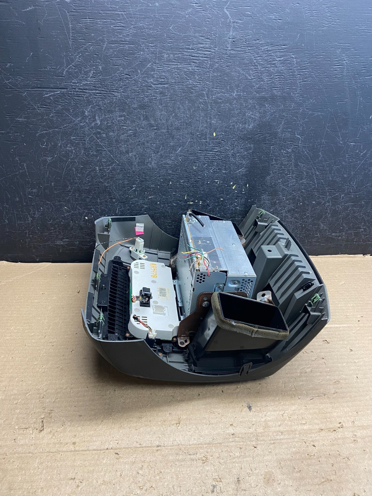 2009-2012 Nissan Frontier Xterra Radio Climate Control Bezel Center AH5478 DW5