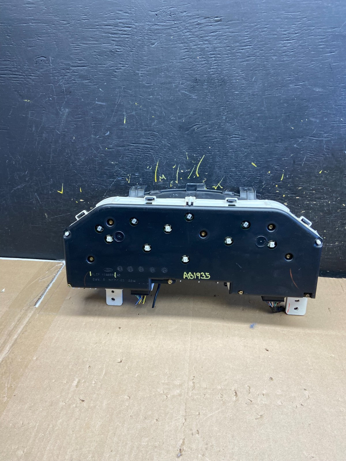 2002 Ford Explorer Speedometer Cluster Gauge AH7561 DG5