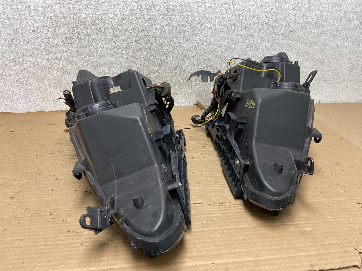 2006 - 2010 Lexus IS250 Left+Right Set LED Headlights AG8836 DG14
