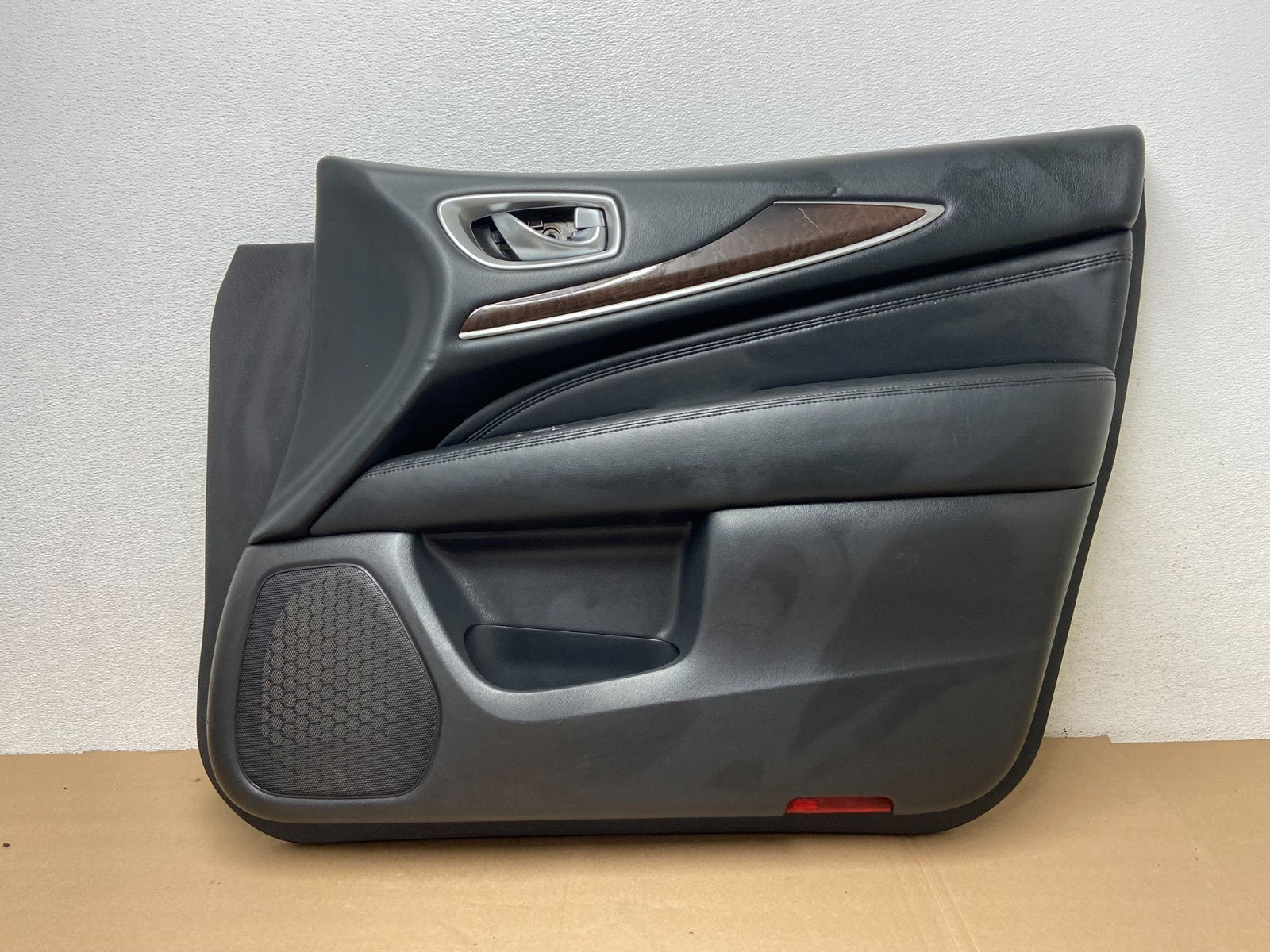 2013 2015 Infiniti JX35 QX60 Front Right Passenger Door Trim Panel AG4510 DG0