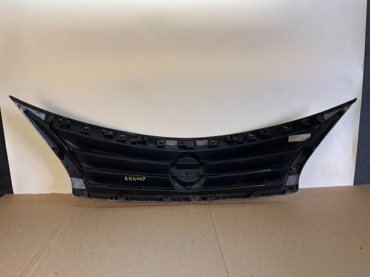 2013 to 2015 Nissan Altima Front Upper Grill Grille Sedan Aftermarket ah6067 DG3