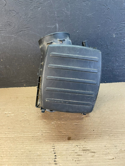 2011 - 2021 Dodge Durango 3.6L Air Filter Cleaner Box AF3495 DW0