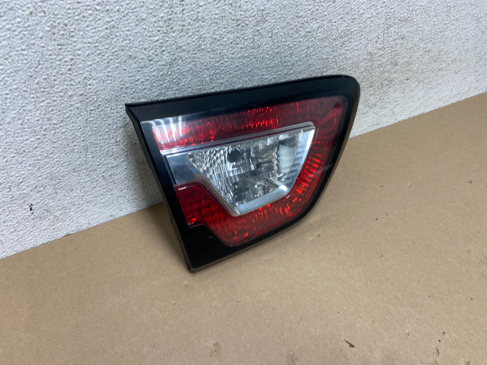 2013 to 2017 Chevrolet Traverse Left Driver LH Inner Tail Light AG5728 DW2