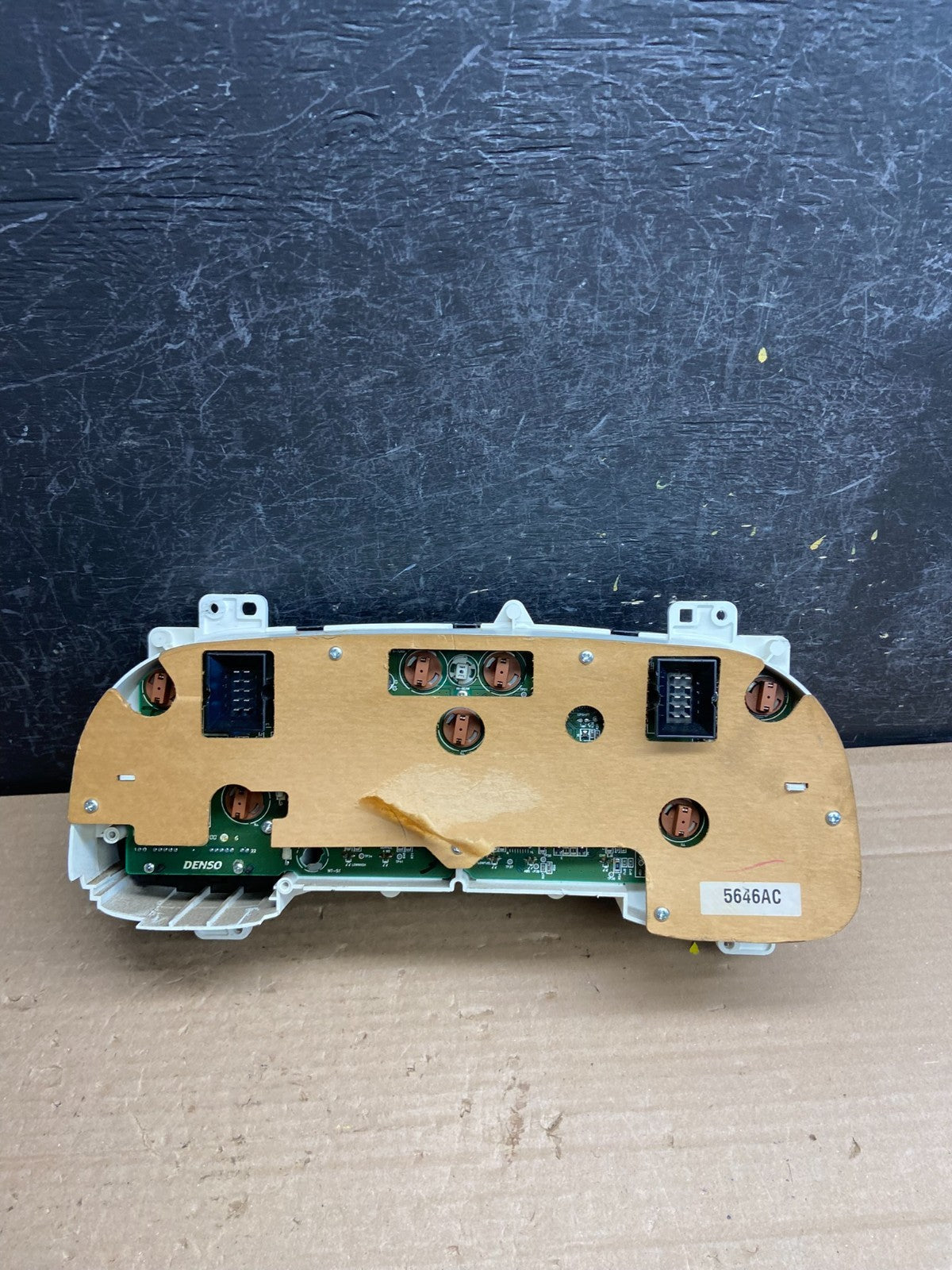 2001 2002 2003 Dodge Durango Speedometer Instrument Cluster Gauge AG0276 DG4