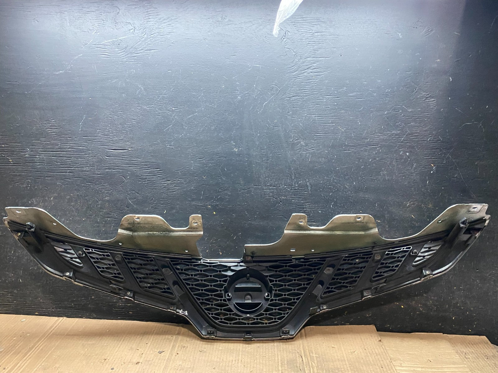 2011 to 2014 Nissan Murano Front Upper Chrome Grill Grille OEM W2243 DG6