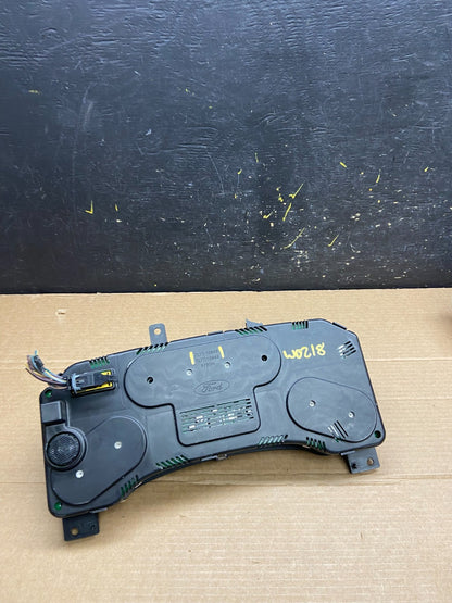2007 2008 Ford  Expedition Speedometer Cluster Gauge OEM w0218 DG5