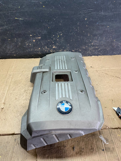 2006 to 2008 BMW 325i 530i Plastic Engine Cover Shield U6335 DG0