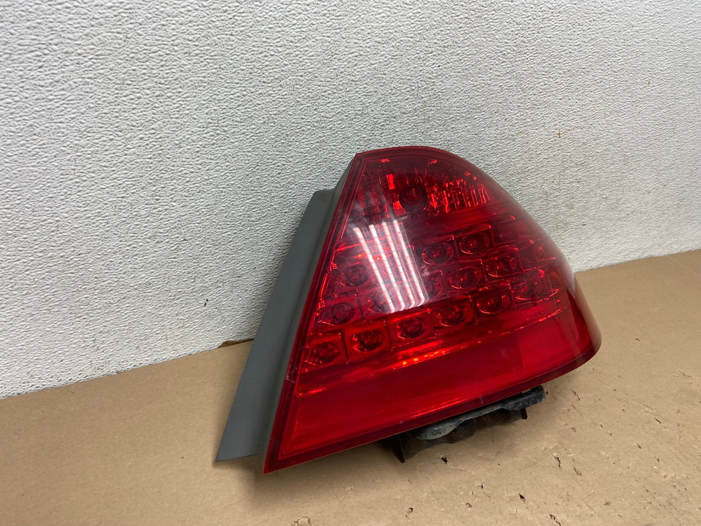 2006 - 2007 Honda Accord Right Passenger Side Tail light AG4123 LK2