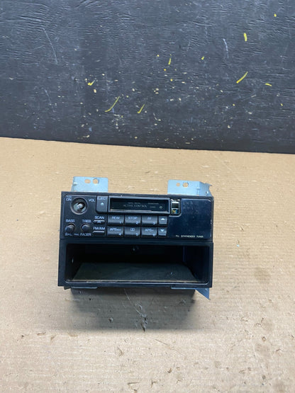 1990 to 1992 Infiniti M30 Infiniti Black AM FM Radio Cassette Player S6549 PS0