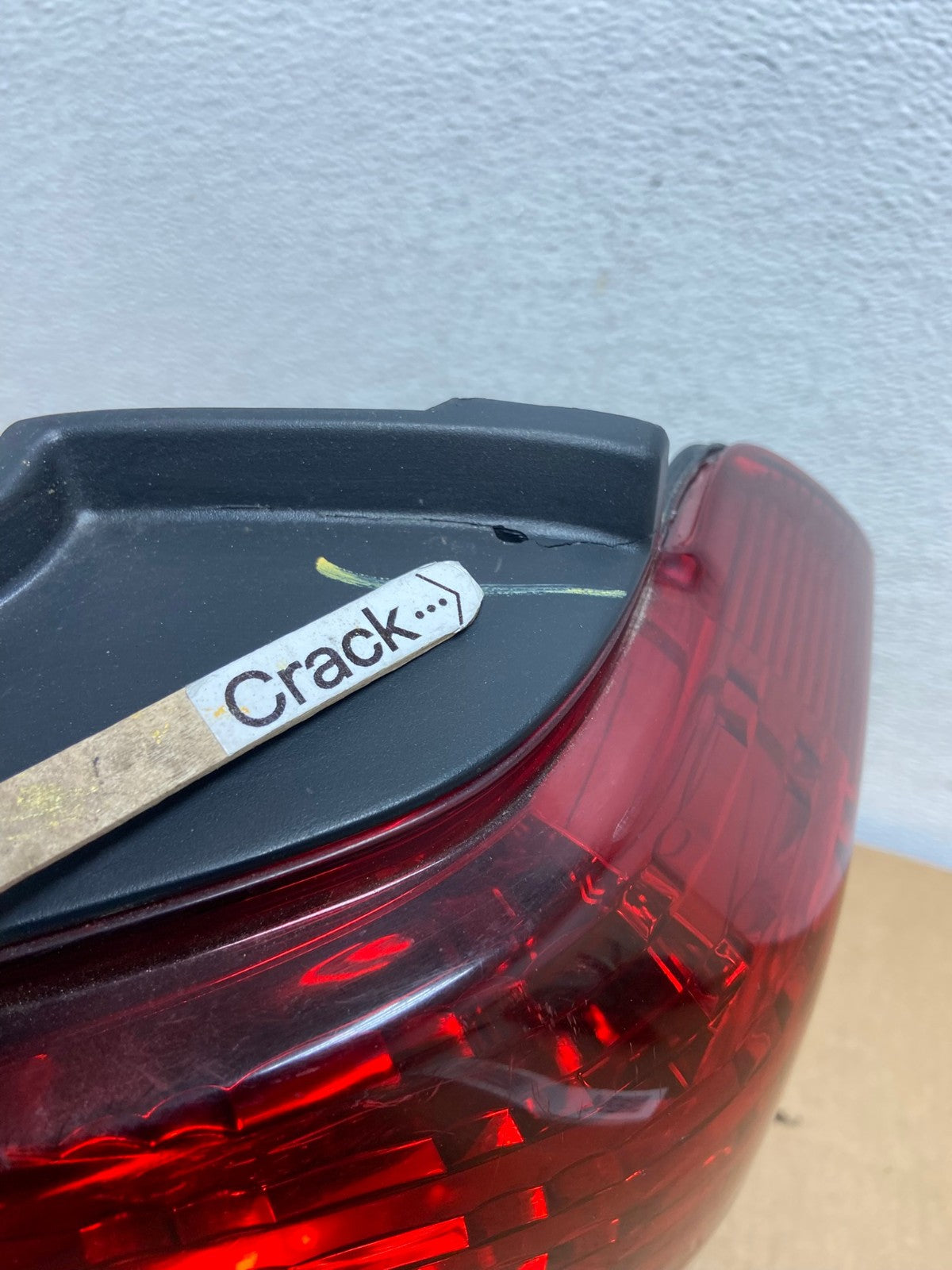 2004-2007 Toyota Highlander Right Passenger RH Side Tail Light AD0867 LK4