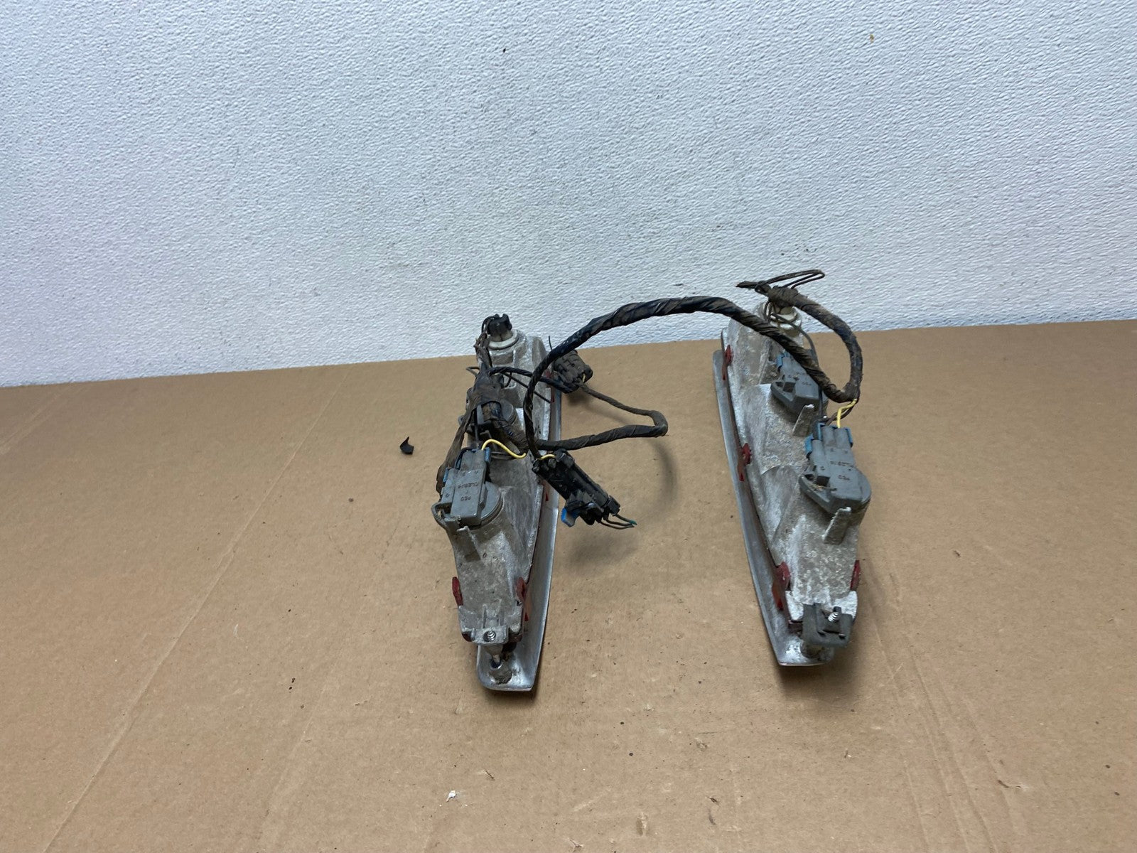 1994 to 1999 Cadillac Deville Left+Right Side Tail lights OEM AC5573 LK7