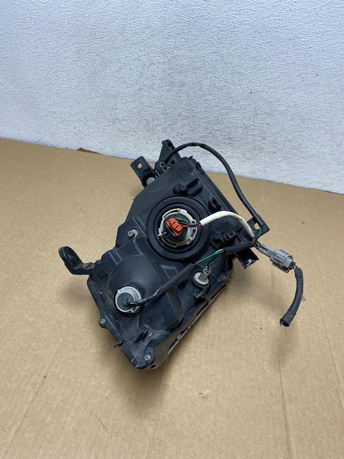 2003 to 2007 Nissan Murano Left Driver LH Side Headlight Halogen AG1984 DW8