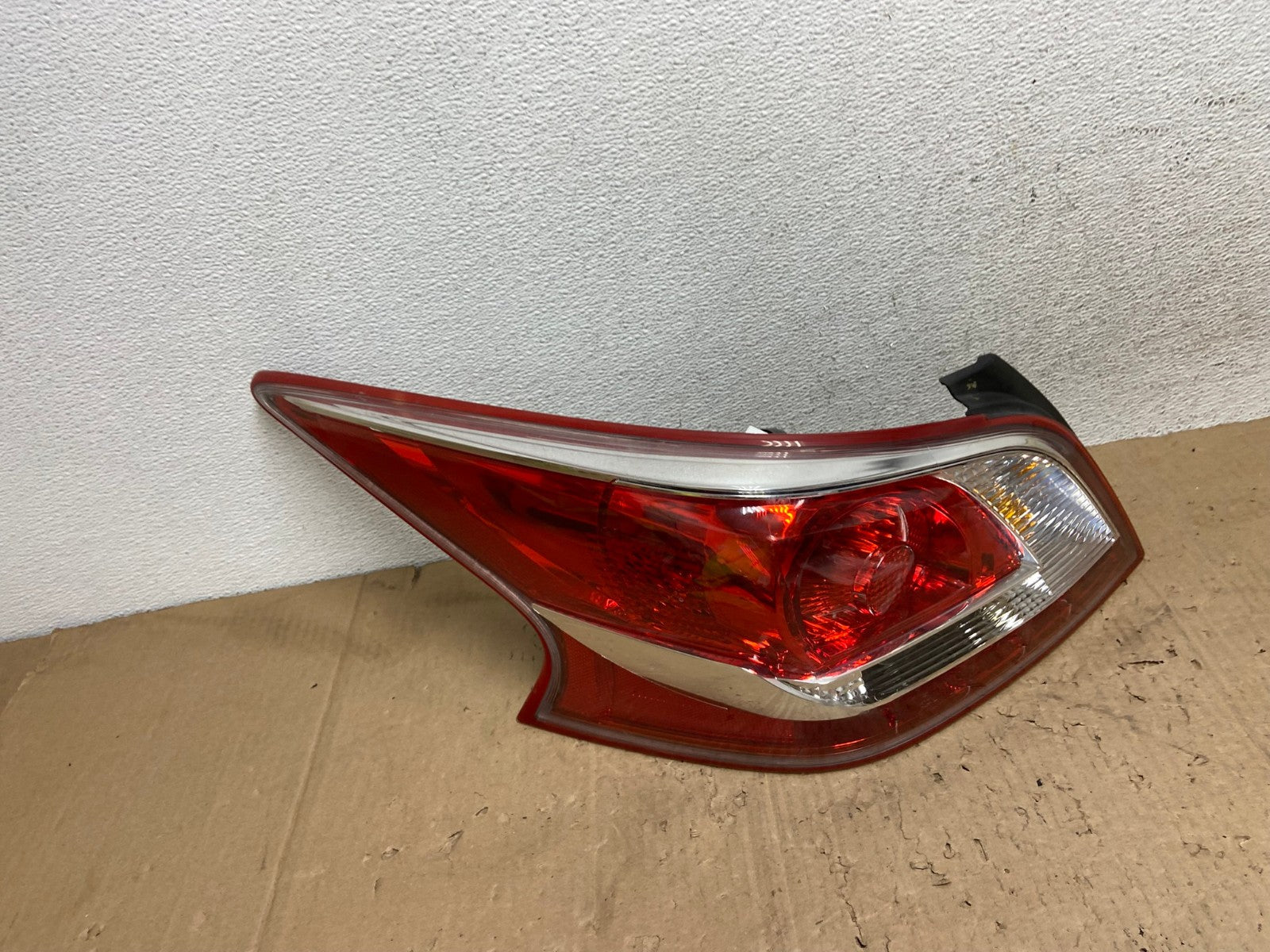 2013 2014 2015 Nissan Altima Left Driver LH Side Tail Light AE9327 LK2
