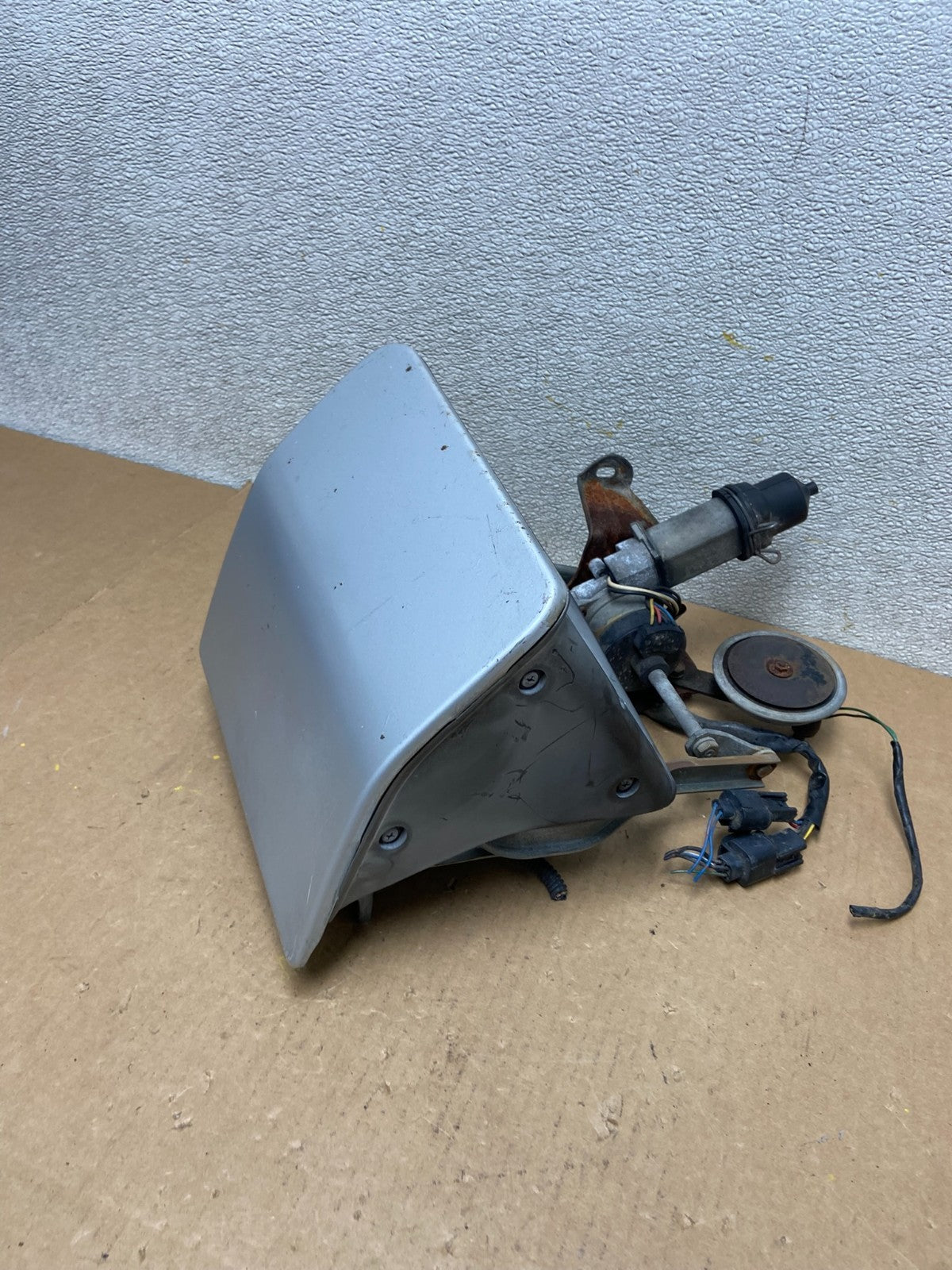 1983 - 1989 Mitsubishi Starion Right Passenger RH Headlight Oem Z6667 DG5