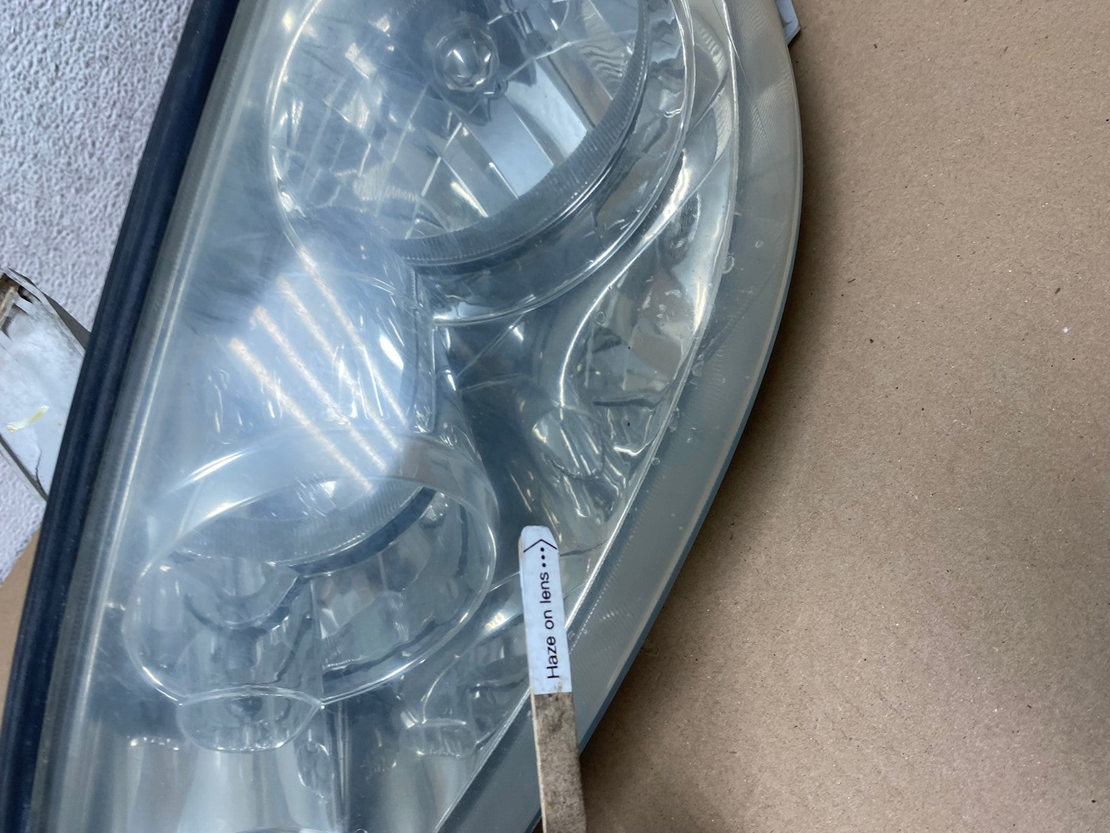 2005 to 2006 Toyota Camry Left Driver LH Halogen Headlight AF2986 LK4