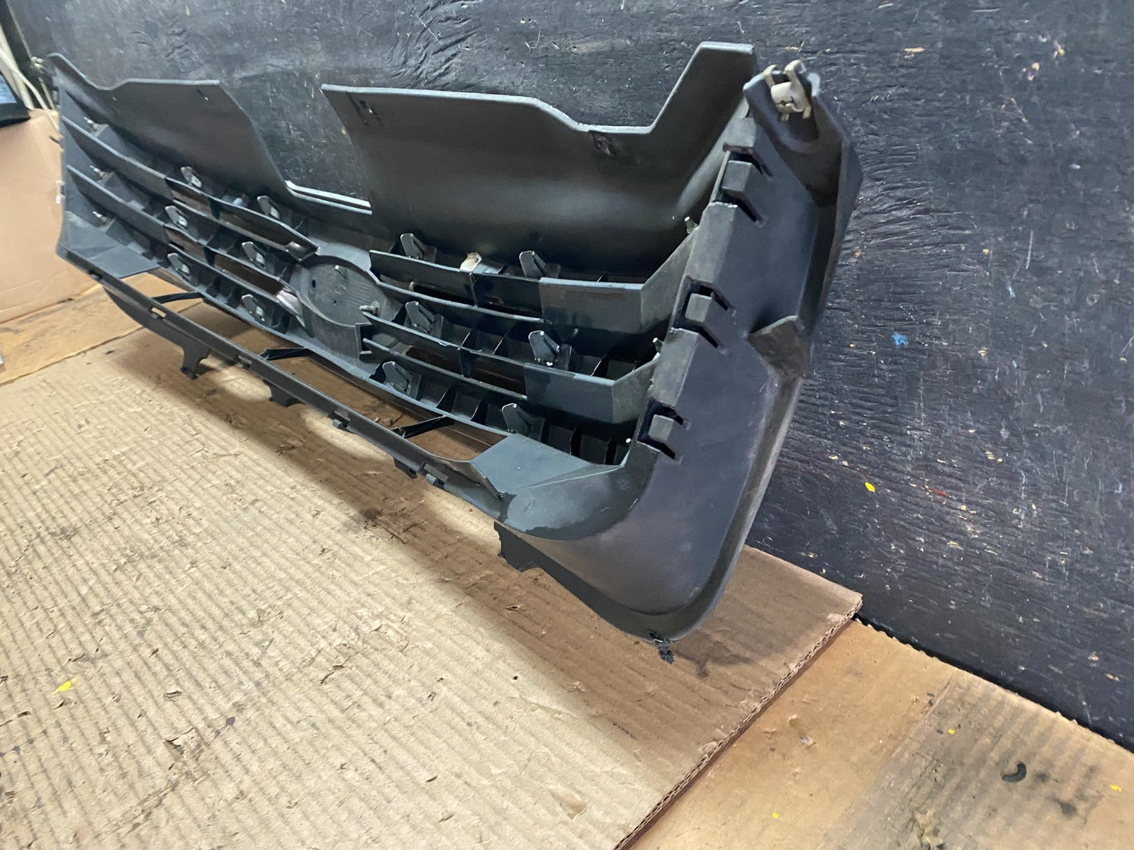 2006-2009 Ford Fusion Grill Grille With Emblem Upper Oem s5774 DG4