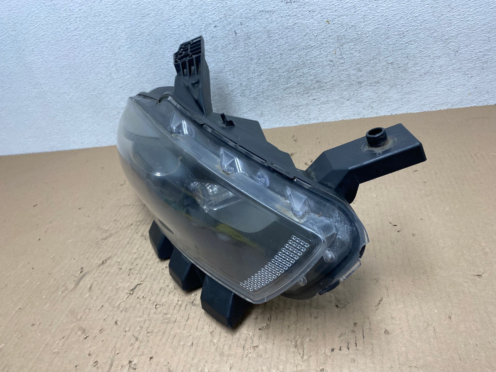 2013 to 2016 Dodge Dart Right Passenger Halogen Black Headlight AE8900 LK1