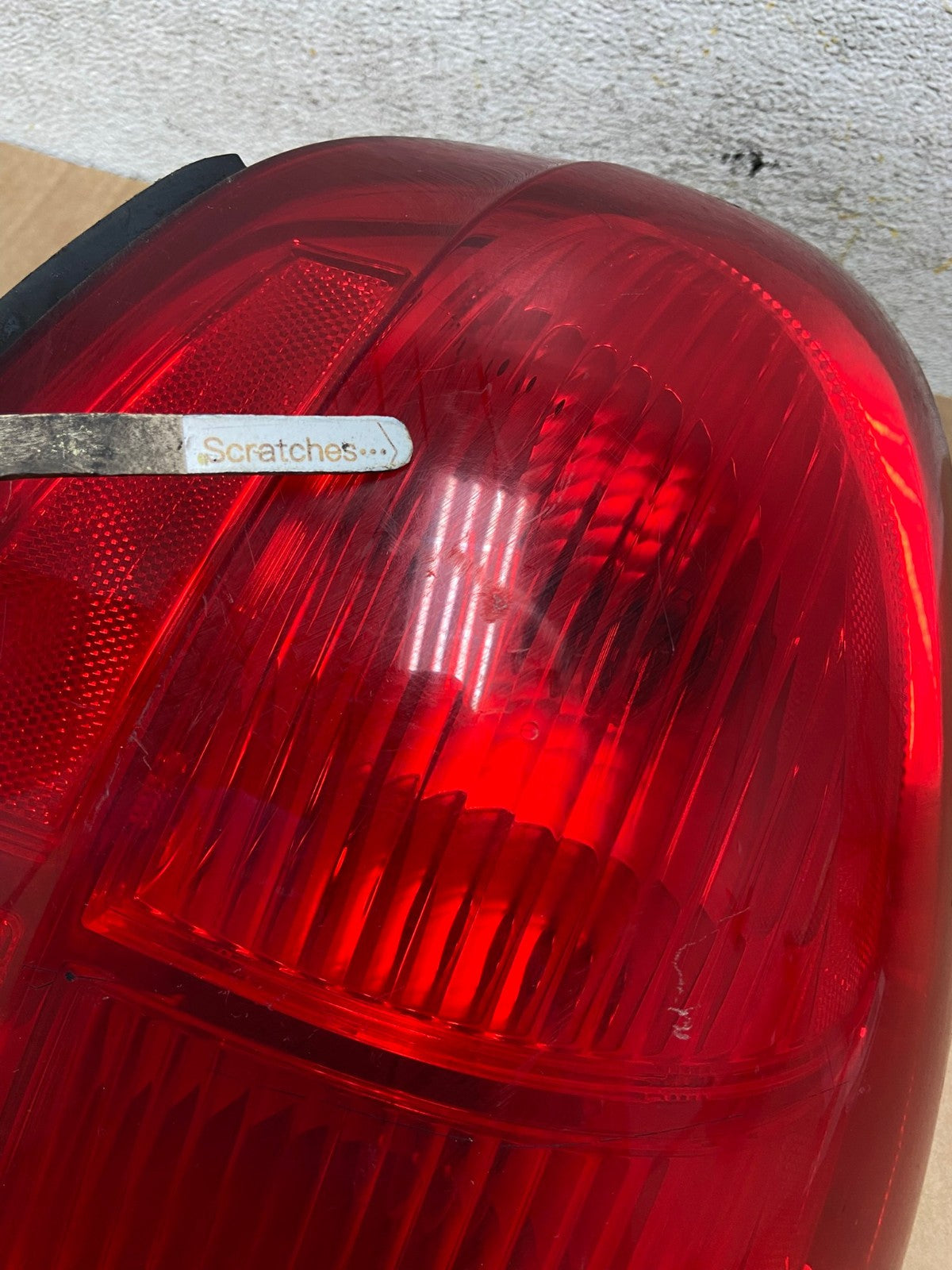 2003 to 2011 Lincoln Town Car Right Passenger Rh Tail Light AI3779 LK3