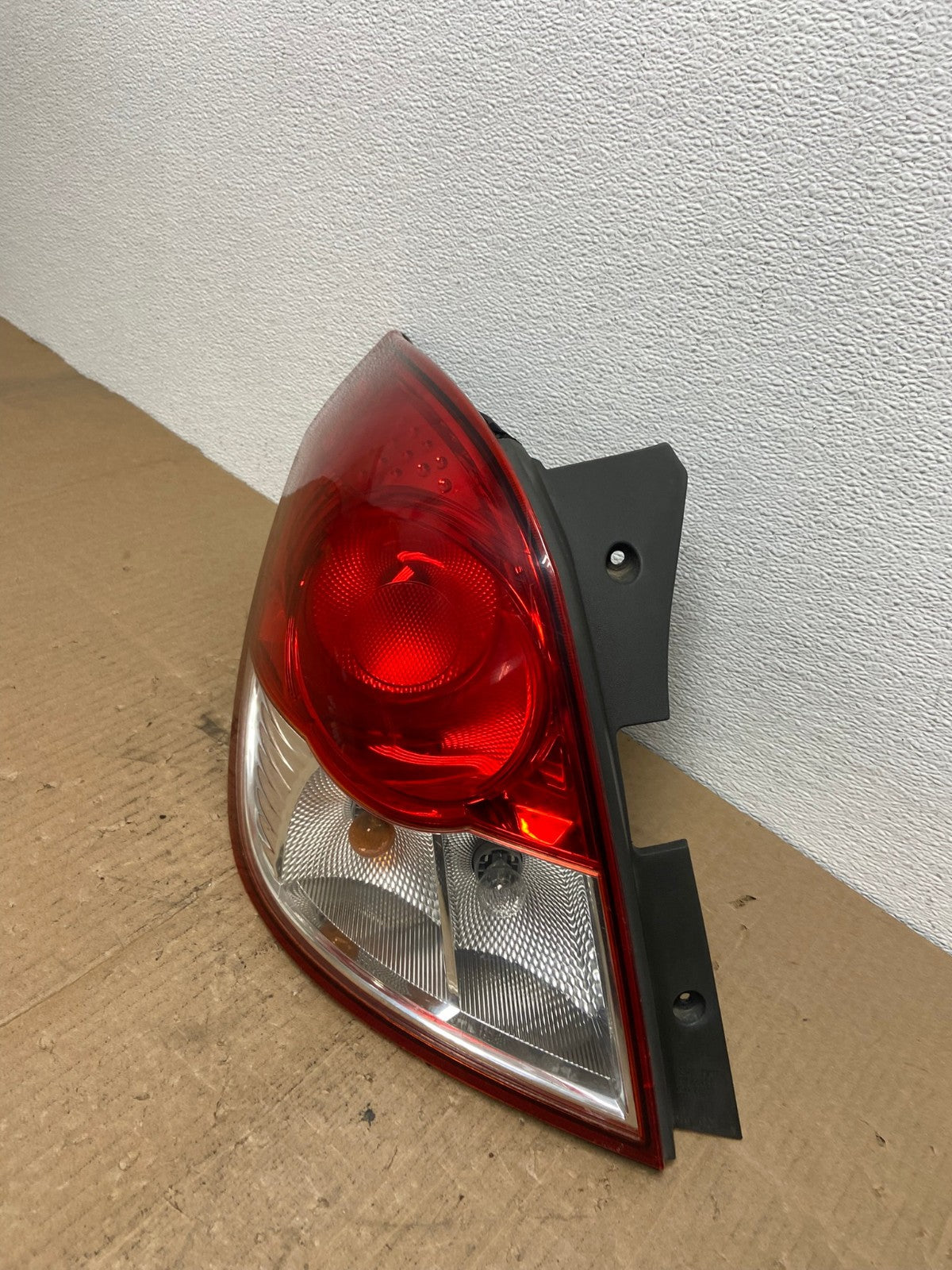 2008 2009 2010 Saturn Vue Left Driver Lh Tail Light Side Oem AB8385 LK1