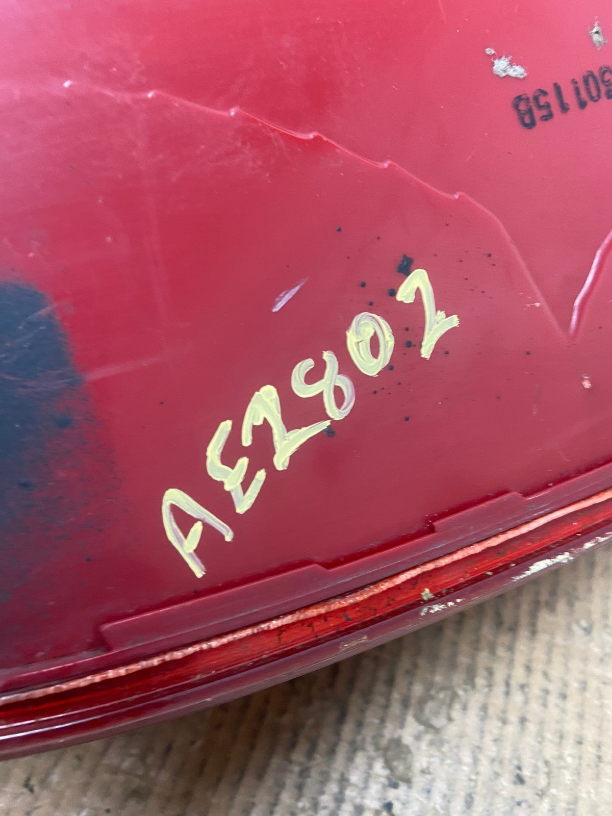 2002 - 2005 Hyundai Sonata Right Passenger RH Side Tail Light AE2802 LK6