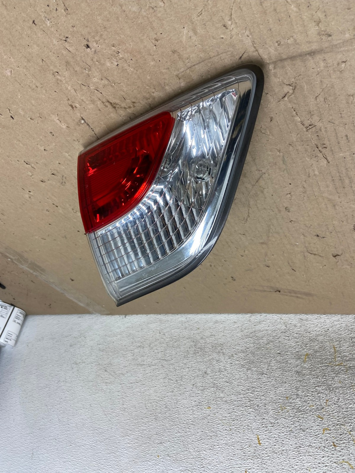 2013 to 2016 Nissan Pathfinder Left Driver Inner Tail light AH6891 LK1