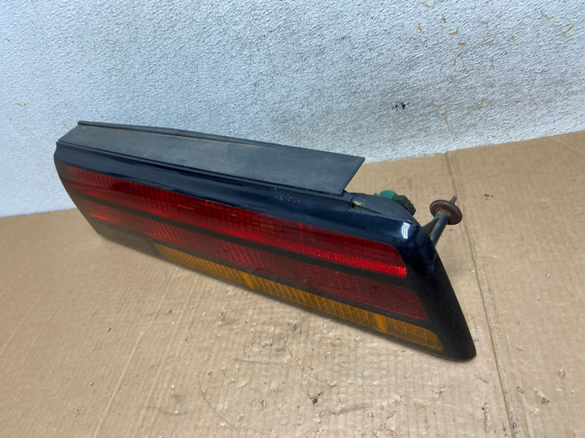 1986 to 1992 Pontiac Firebird Right Passenger RH Side Tail Light AI4753 LK1