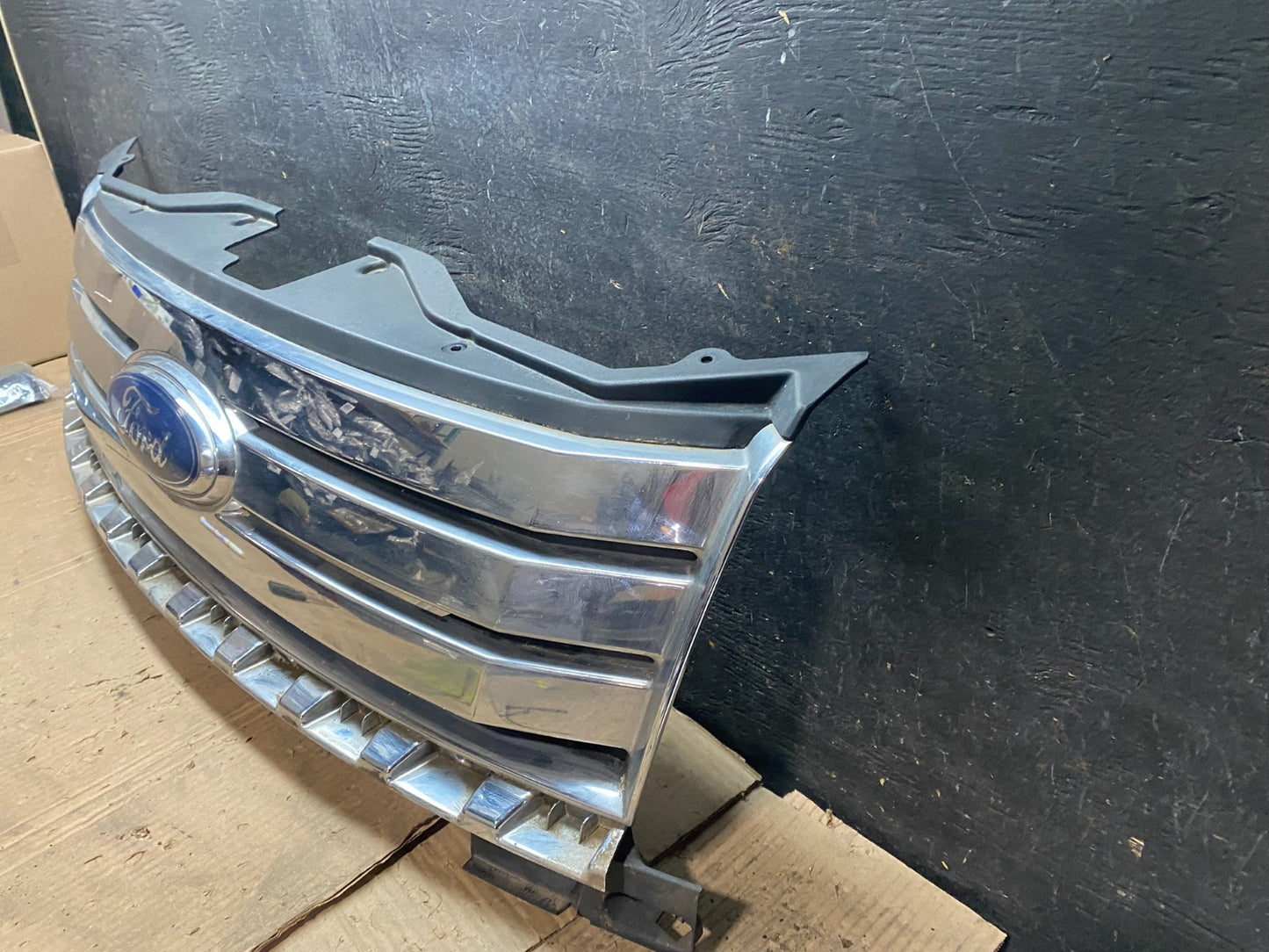 2007 2008 2009 2010 Ford Edge Front Upper Chrome Grill Grille Oem w2430 DG1