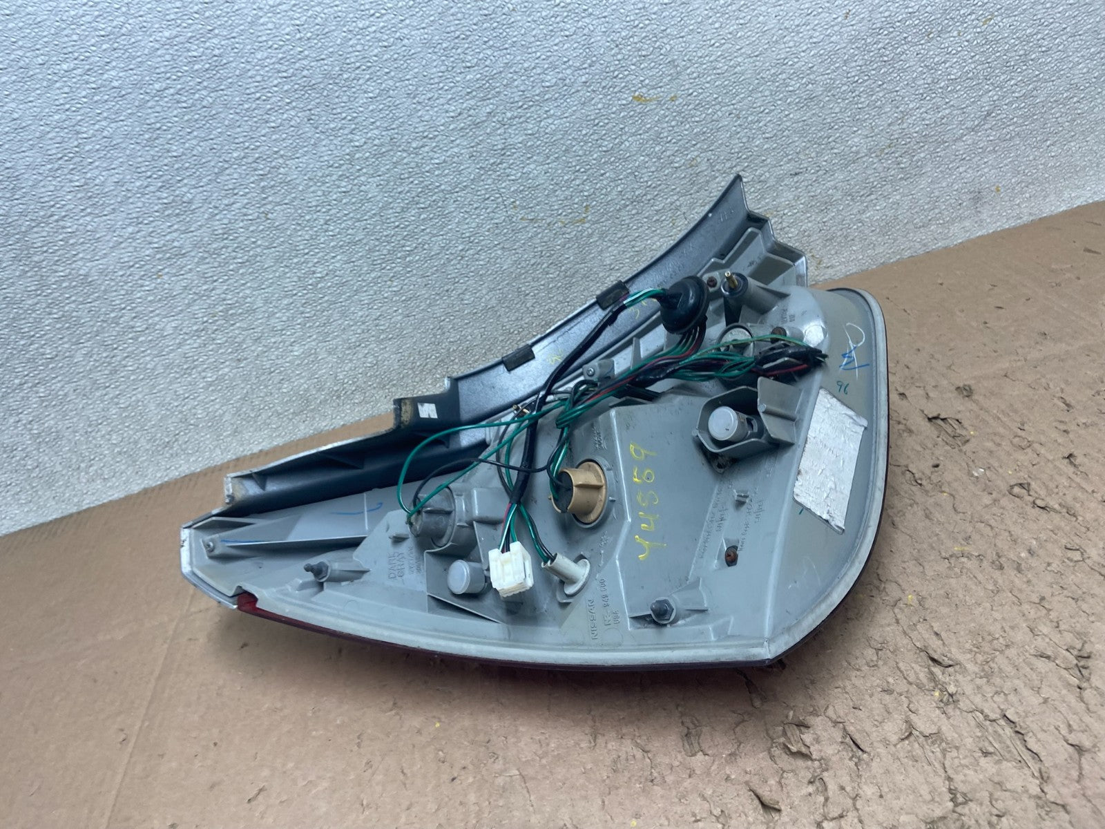 2004 2005 2006 2007 2008 Nissan Maxima Right Passenger Tail Light Oem Y4889 DW5