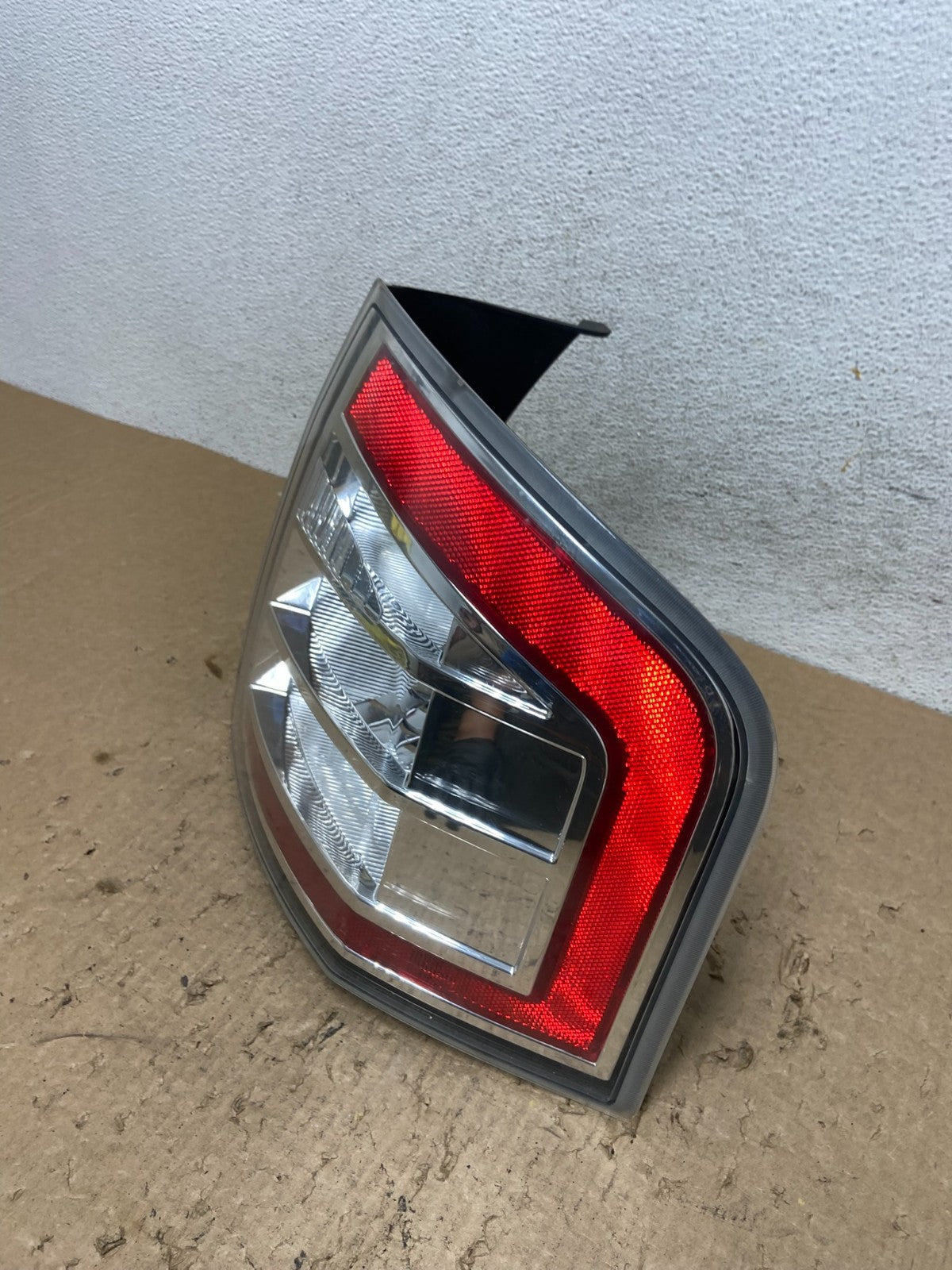 2007 to 2010 Ford Edge Tail light Right Passenger Rh Side AF8394 DW1