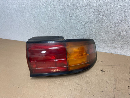 1992 1993 1994 Toyota Camry Right Passenger RH Side Tail Light AG5628 LK0