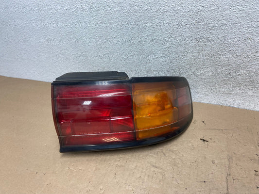1992 1993 1994 Toyota Camry Right Passenger RH Side Tail Light AG5628 LK0