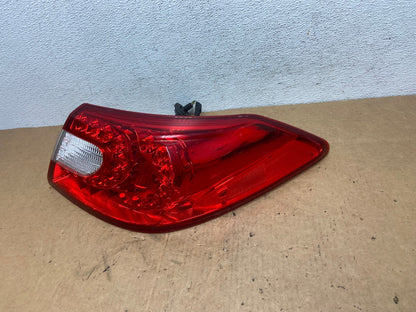 2011 2012 2013 Infiniti M37 M56 Right Passenger RH Tail Light AD4784 LK1