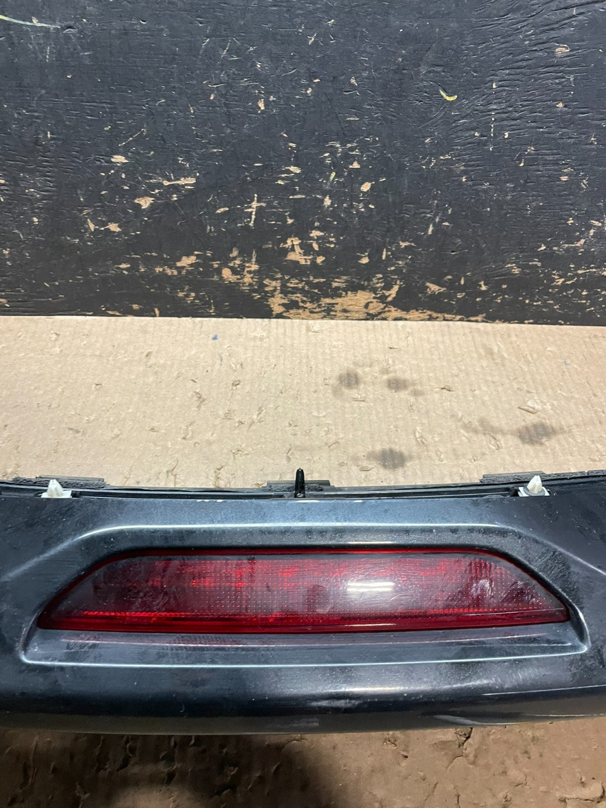 2014 - 2019 Jeep Grand Cherokee Liftgate Back Door Spoiler & Light OEM z5566 DG6