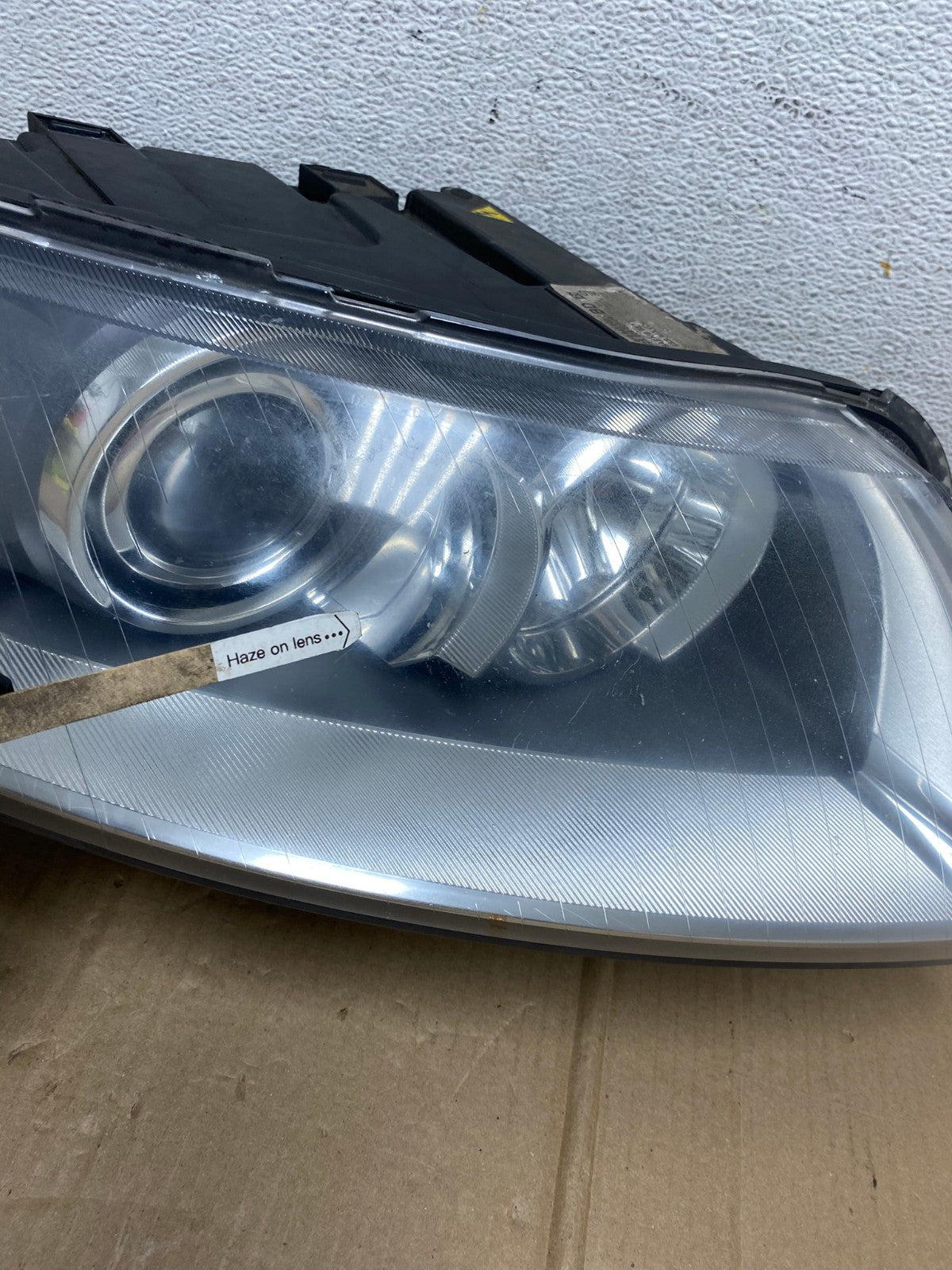 2005 to 2008 Audi A6 Right Passenger Side Headlight Xenon HID AE8964 LK4
