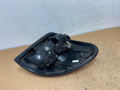 2001 2003 Dodge Grand Caravan Left Driver Lh Tail Light AD0669 LK4