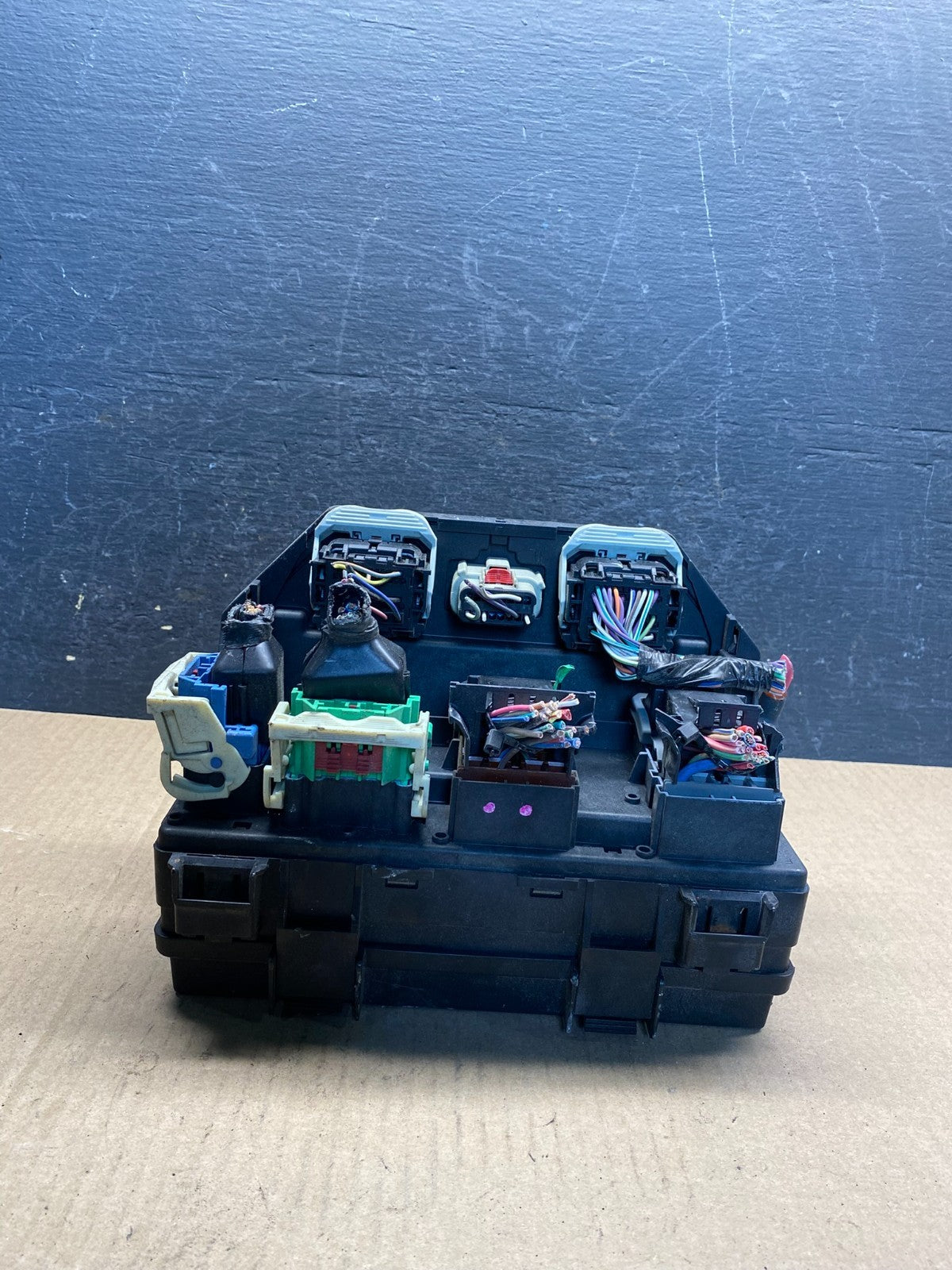 2012 Liberty Nitro TIPM Power Integrated Fuse Box Module AG9464 DW1