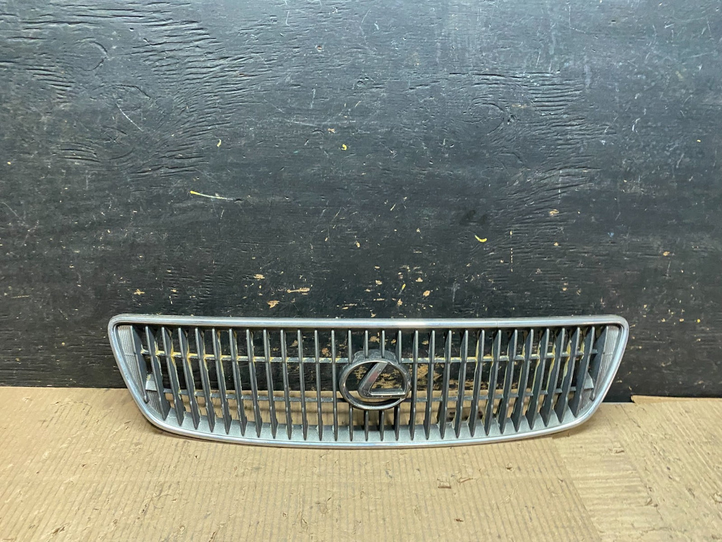 1998 to 2005 Lexus GS300 Front Upper Chrome Grill Grille OEM W6171 DG0