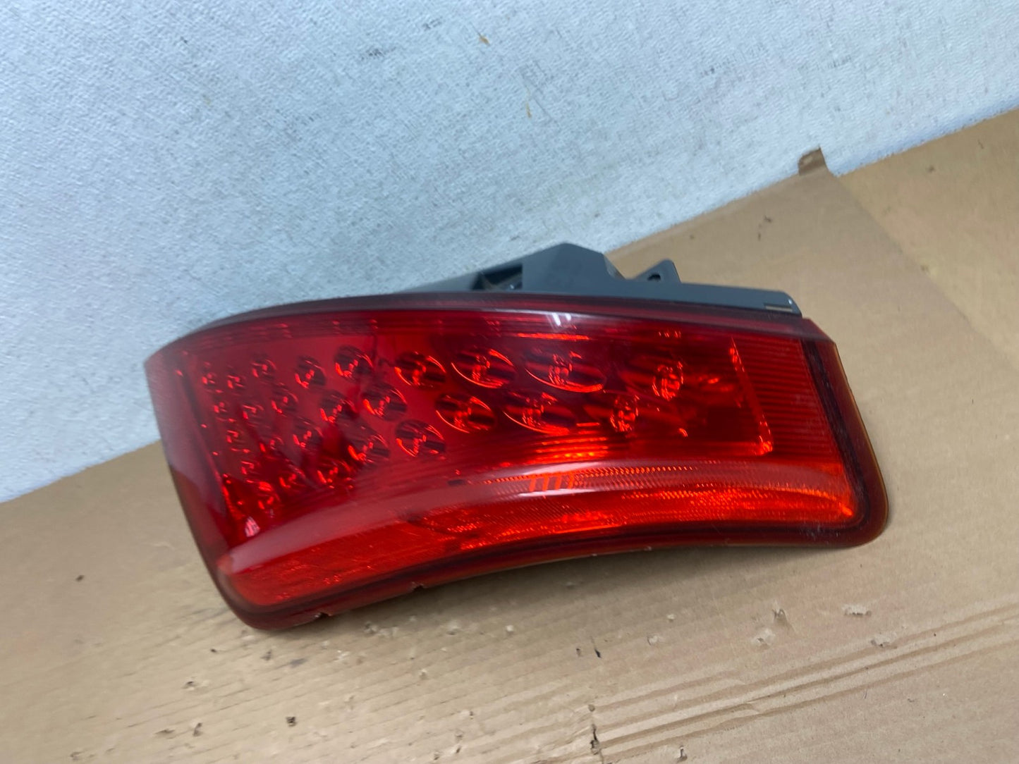 2006 to 2007 Nissan Murano Right Passenger Rh Side Tail Light AD4211 LK1
