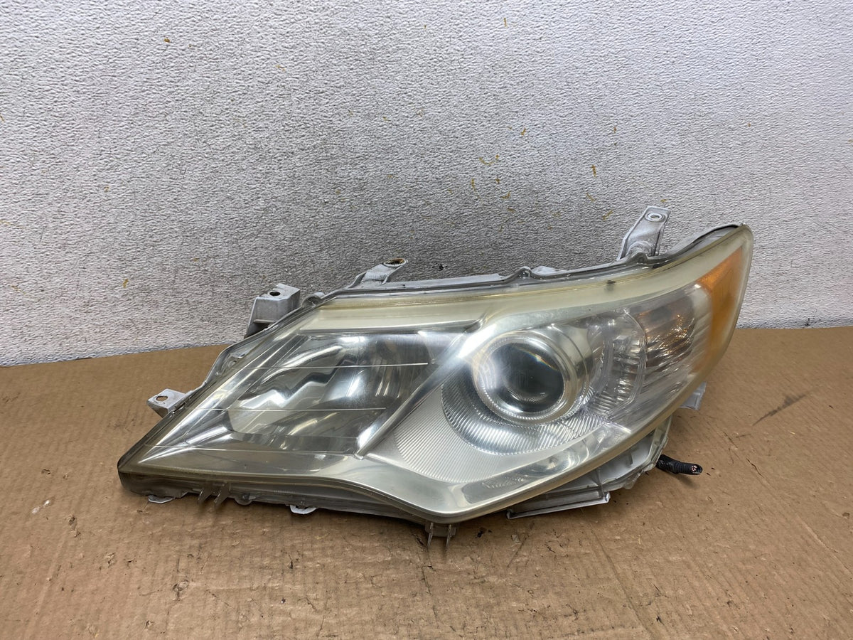 2012 2013 2014 Toyota Camry Left Driver LH Halogen Headlight AI8059 DW0