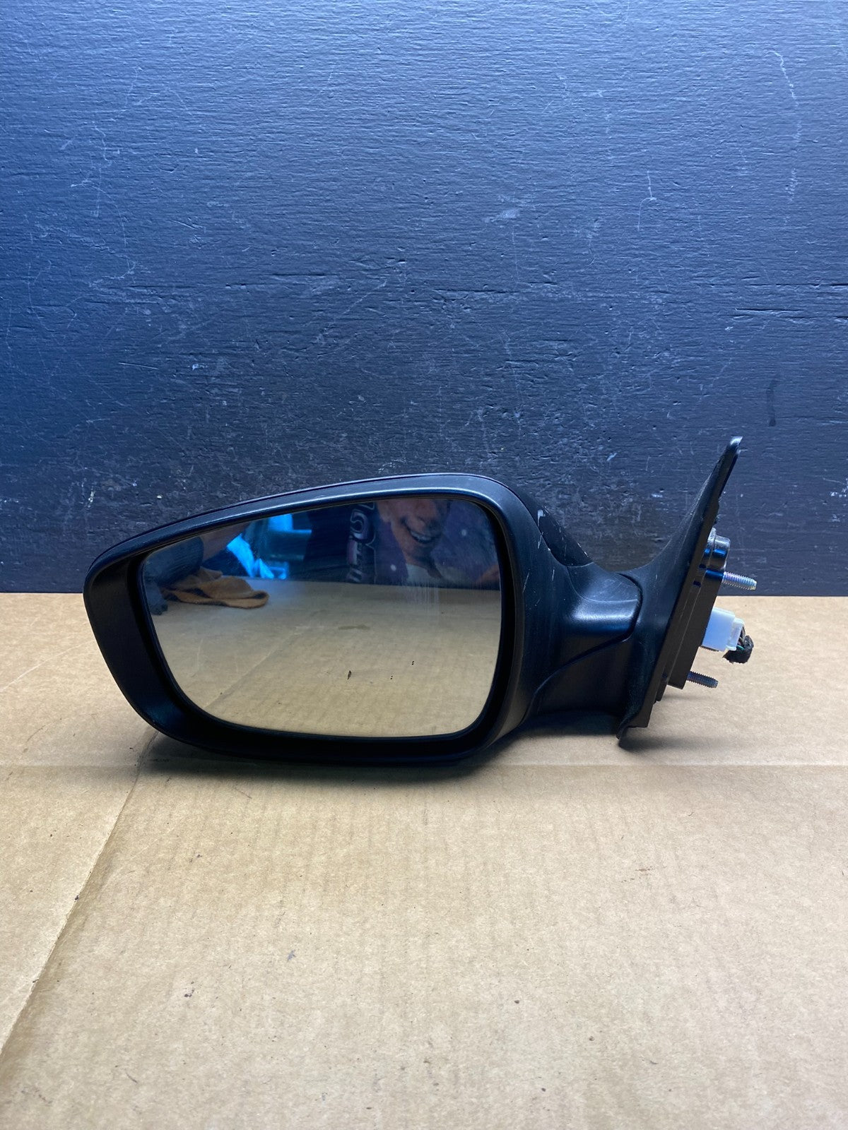2012 to 2014 Hyundai Elantra Left Driver View Door Mirror AD3563 DW5