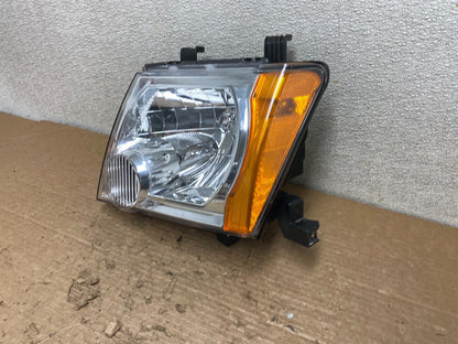 2005 - 2015 Nissan Xterra Driver Left LH Side Headlight Z3736 PS1