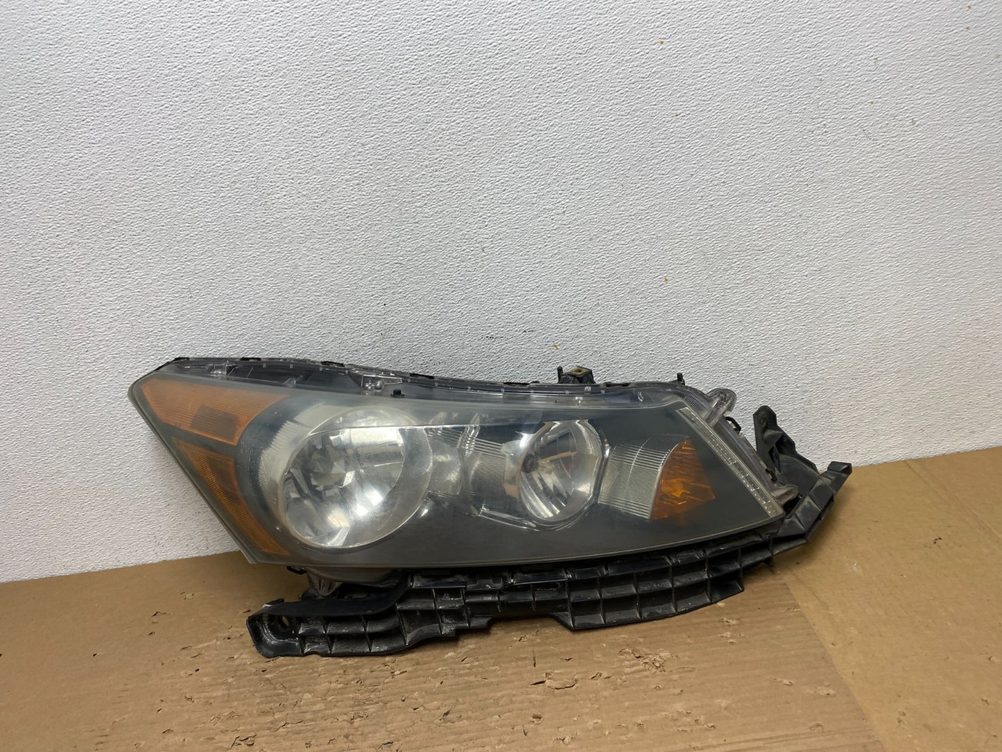 2008 to 2012 Honda Accord Sedan Right Passenger RH Headlight AD4375 DW0