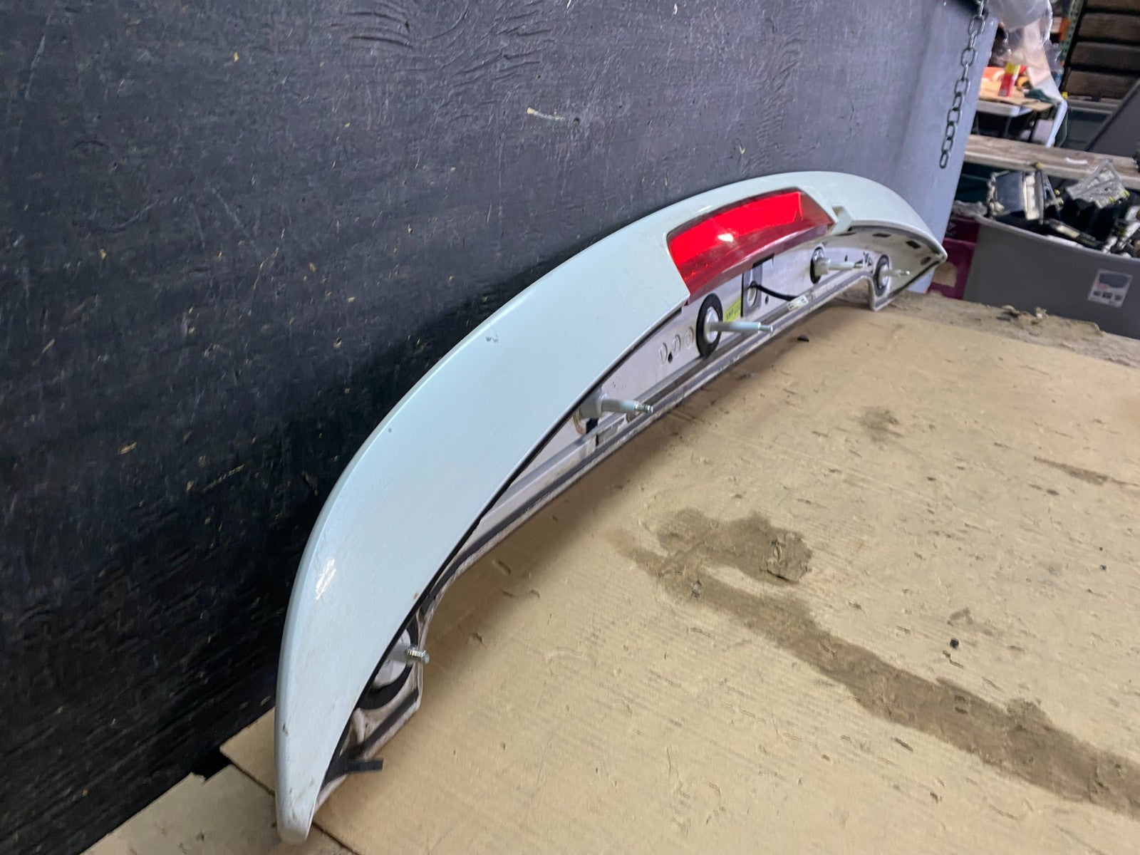 2011 2012 2013 Kia Sorento Rear Spoiler Wing Brake Light X3332 PS9
