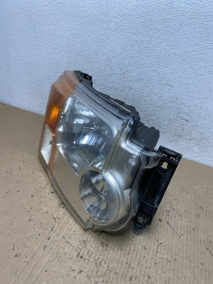 2005 - 2009 Land Rover Lr3 Right Passenger Rh Side Halogen Headlight AF7205 DW1