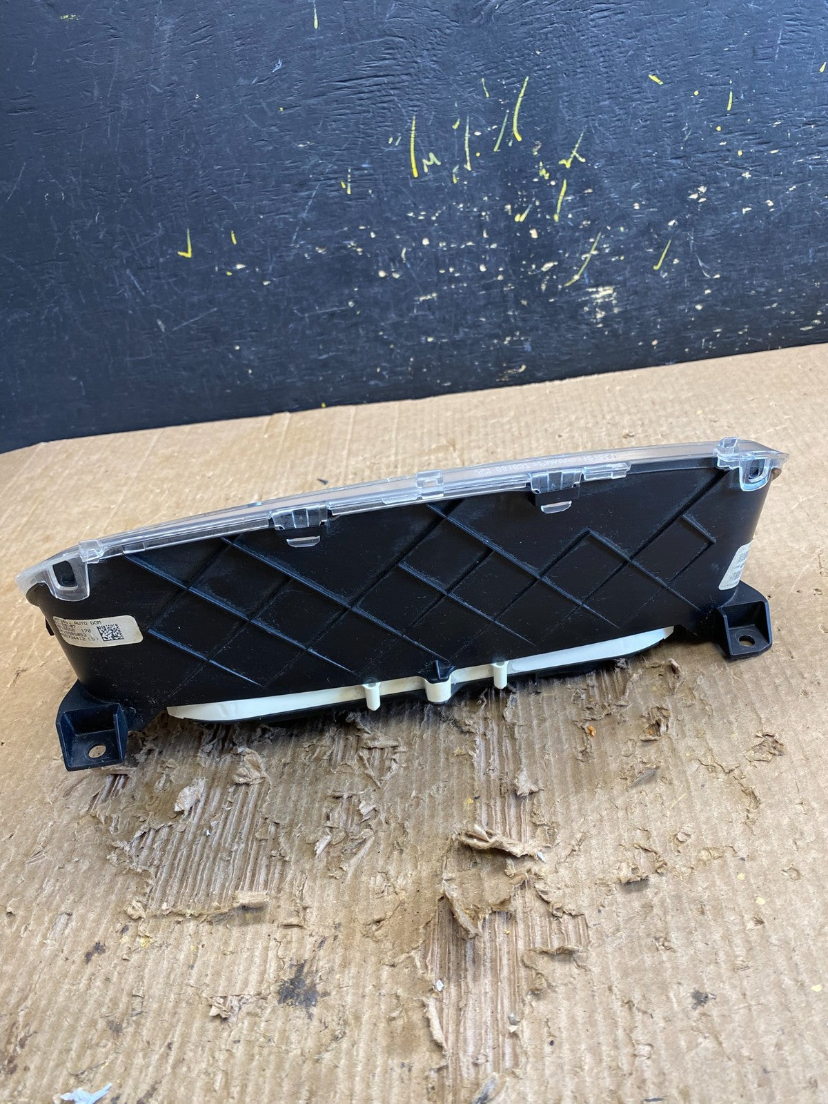 2006 to 2010 Hummer H3 Dash Cluster Gauge Speedometer OEM Z9797 DG4